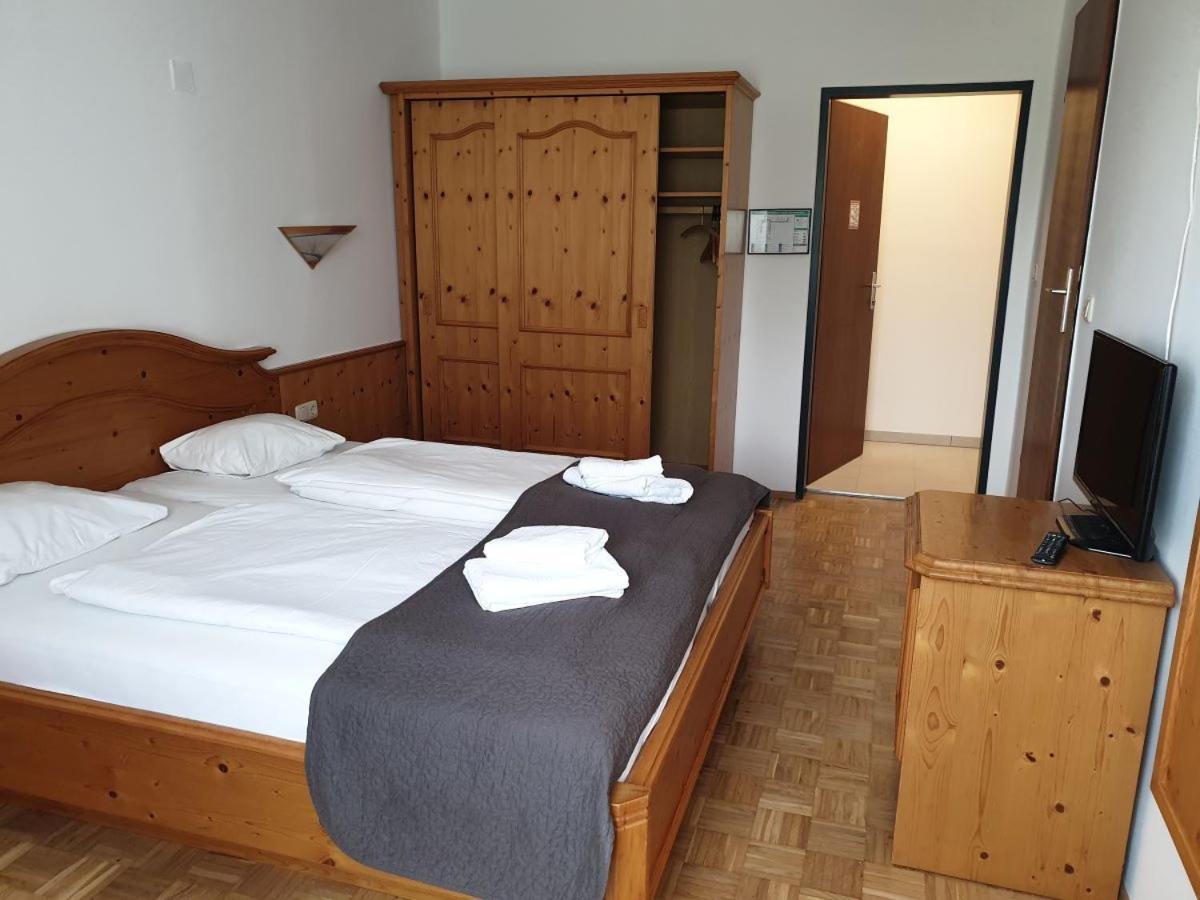 Neuhof Hotell Neuhofen an der Ybbs Exteriör bild